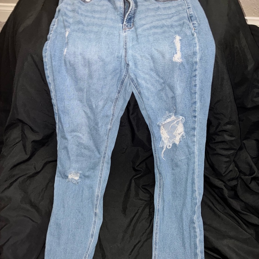 Old Navy Light Blue Distressed Skinny Jeans